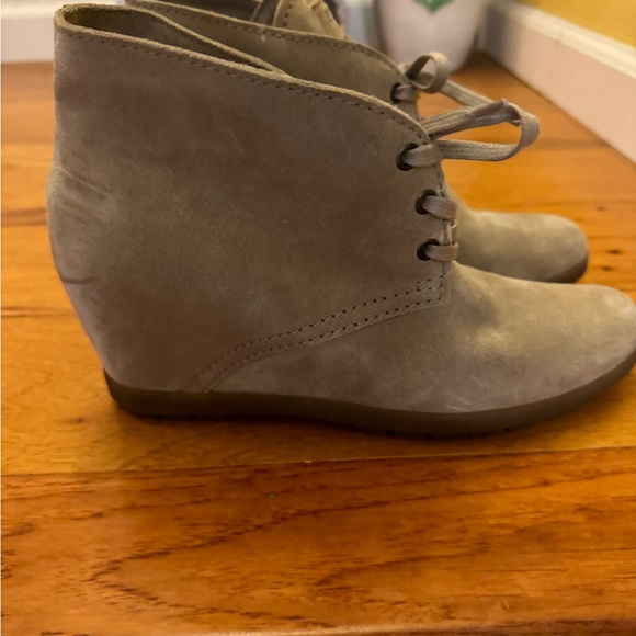 Prada suede booties. 39 1/2 - Picture 4 of 5